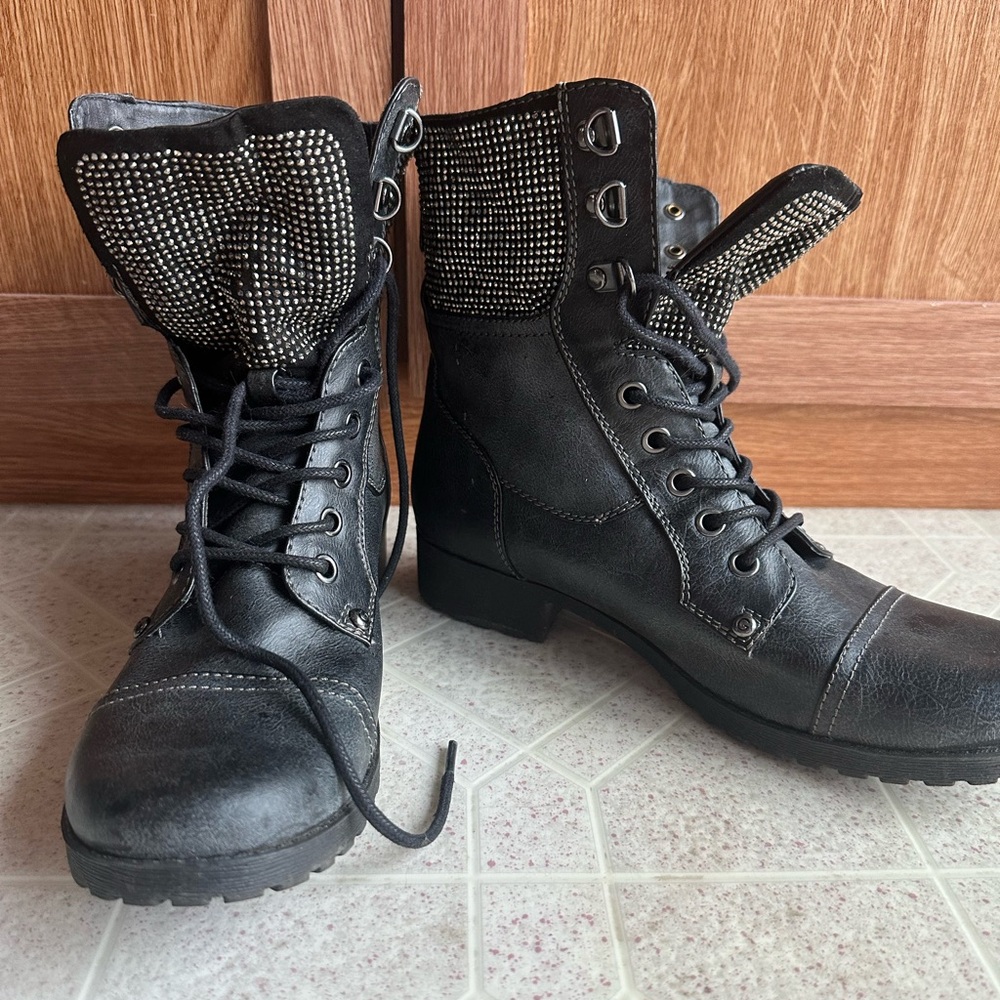 G By Guess Black Faux Leather Rhinestone Boots